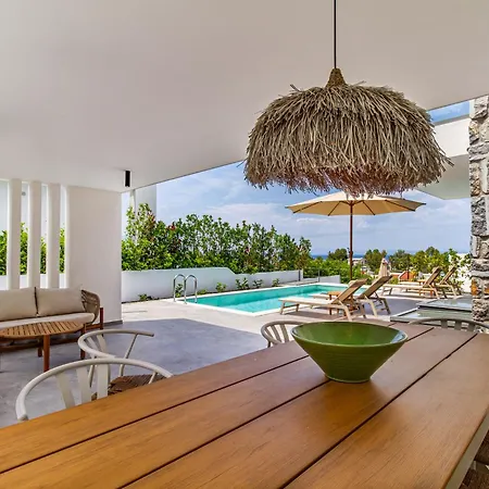 Madehomes Villa