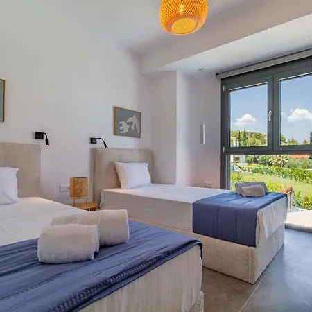 Madehomes * Pefkochori