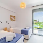 וילה Madehomes *