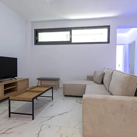 Madehomes Villa
